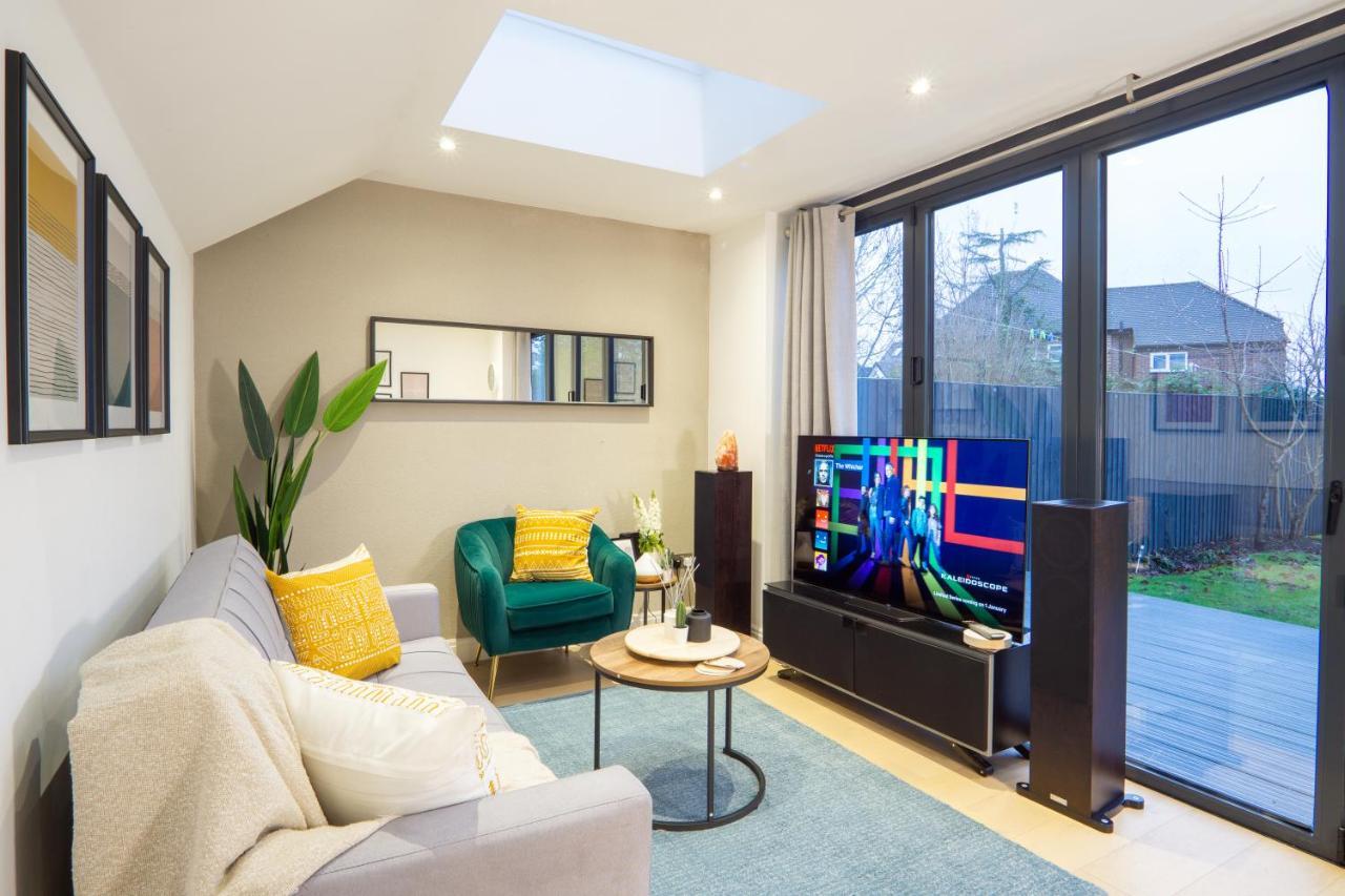 A Beautiful One Bedroom Flat With Garden & Parking Mill Hill Kültér fotó